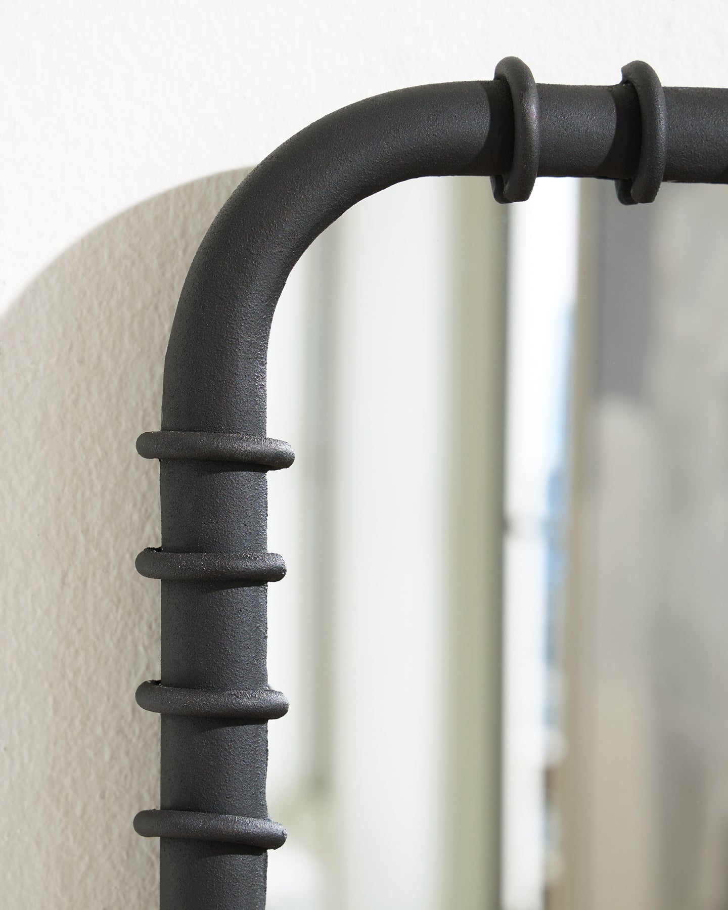 Ashley Express - Miroir d'appoint Judlow
