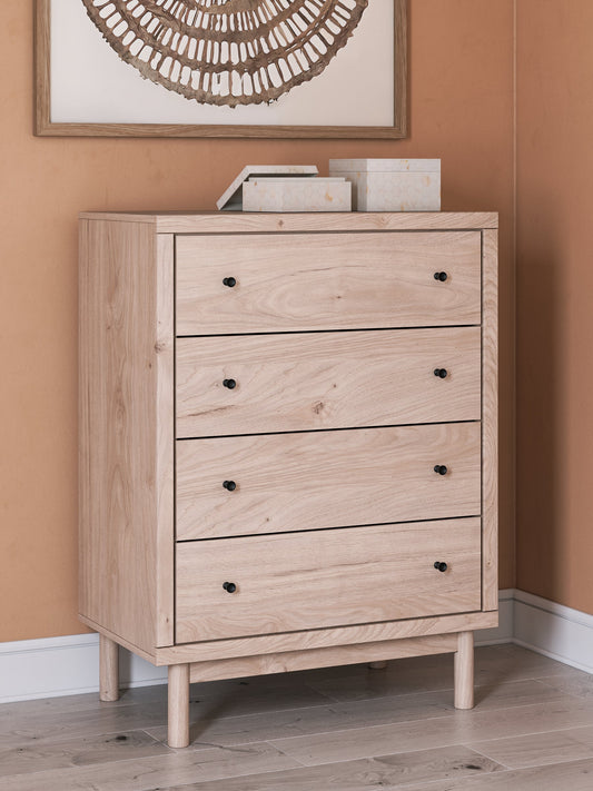 Ashley Express - Commode à quatre tiroirs Arloster